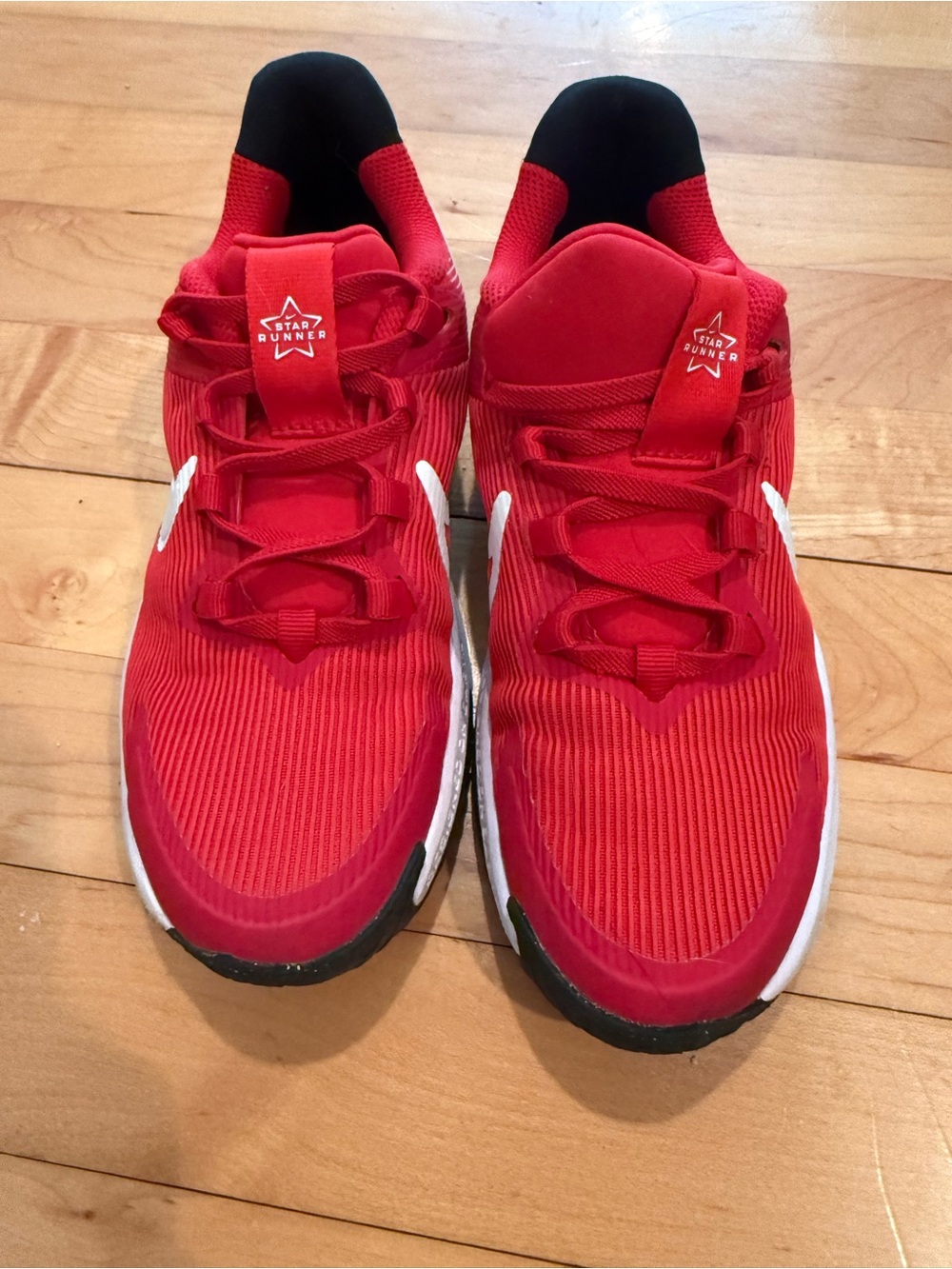 Nike Kids Red and White Star Runner Sneakers